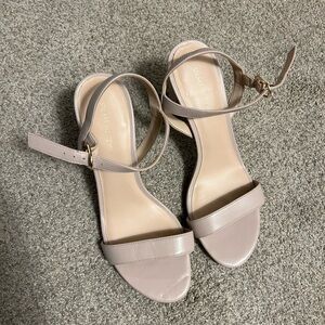 Stuart Weitzman Women's Taupe Sandals